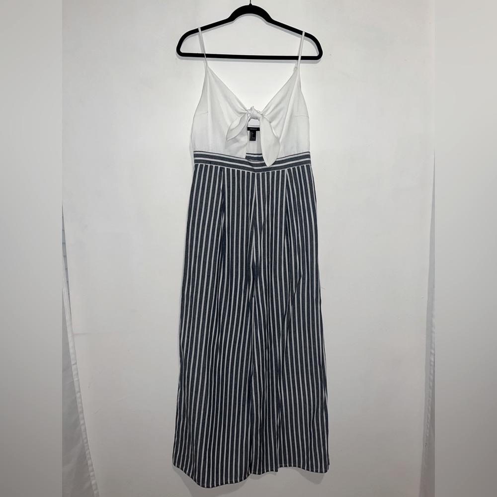 Forever 21 Full-Length Keyhole Jumpsuit